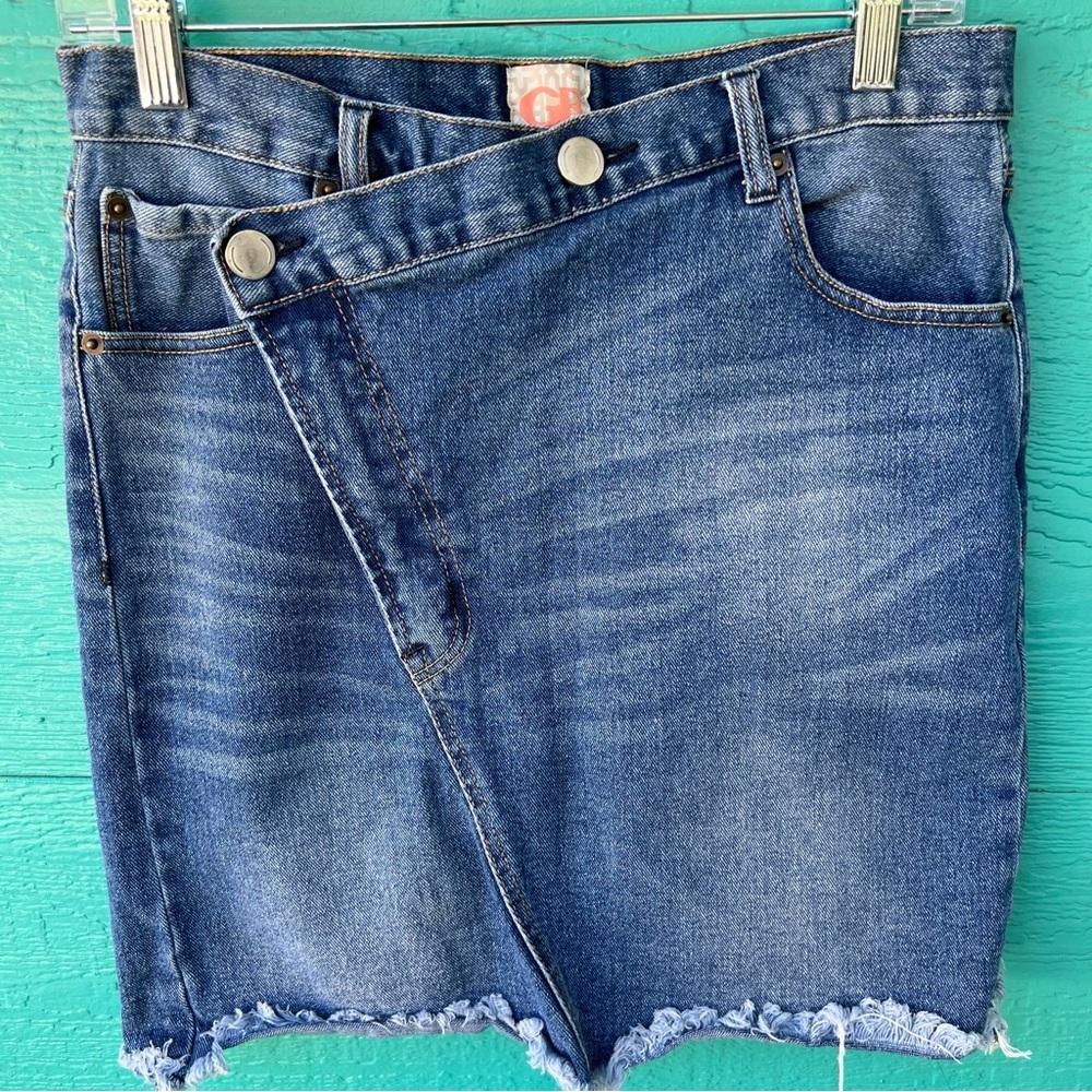 GIANNI BINI Y2K ASYMMETRICAL RAW HEM DENIM SKIRT SIZE LARGE